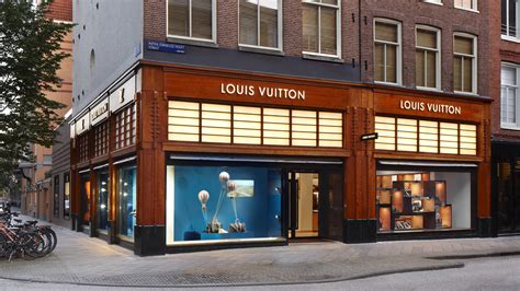 louis vuitton schoenen heren pc hooftstraat|Louis Vuitton hoofstraat amsterdam.